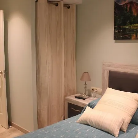 Casa Santiago דירה קומיאס